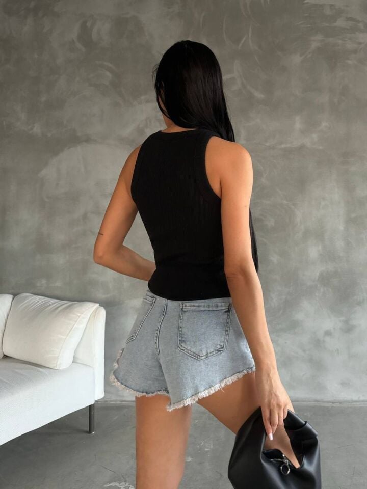 Halter Yaka Taşlı Tişört-Siyah